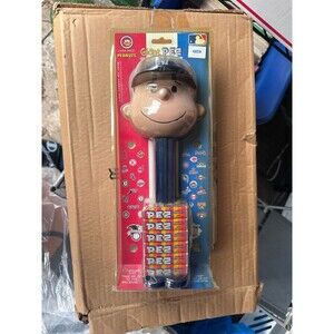 Charlie Brown Yankees Giant PEZ Candy Roll Dispenser Peanuts MLB